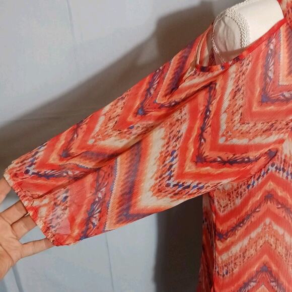 By & By Top Sheer Cold Shoulder Short Sleeve Keyhole Orange Women's Medium EUC - Picture 6 of 10